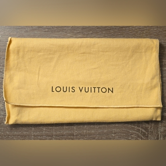 LOUIS VUITTON Damier Ebene Sarah Wallet - Picture 15 of 15